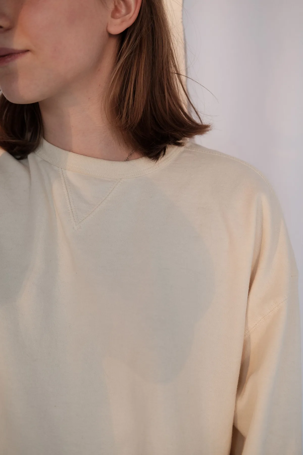 Representative detail image — Ribbed collar construction