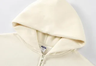500gsm Sherpa-Lined Zip Hoodie — Hood and zipper