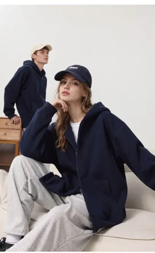 500gsm Sherpa-Lined Zip Hoodie — Relaxed on-body fit