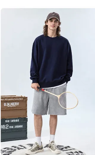 500gsm Heavyweight Crewneck Sweatshirt — Standing fit