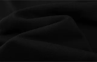 250–300gsm Cotton-Blend Crewneck Sweatshirt — Fabric drape